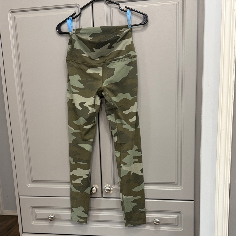 Victoria's Secret Green Camouflage Leggings